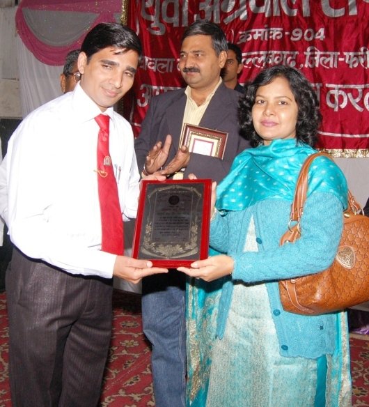 MAGICIAN-Dr.-C-P-YADAV-WITH-HONR.-PARLIMENT-SEC-SARDA-RATHAUR