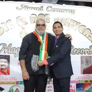 Actor-Manoj-Bhatia-at-The-Castle-of-Art-Theater-300x300