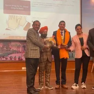 Honored-to-Magician-C-P-Yadav-300x300